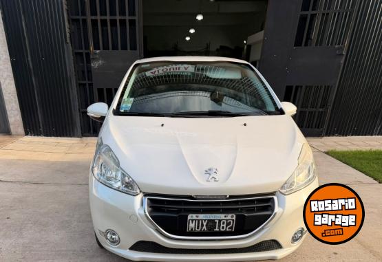 Autos - Peugeot 208 Allure 1.5 2013 Nafta 88000Km - En Venta