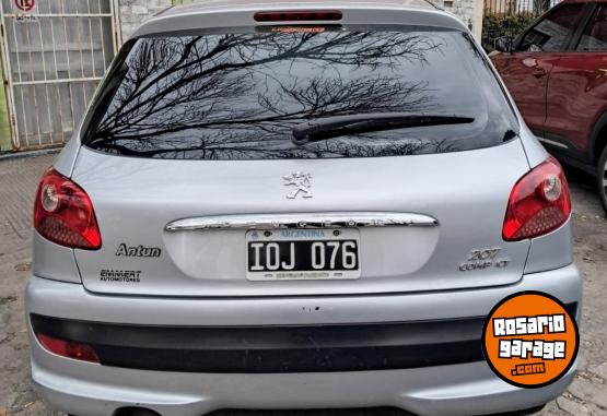 Autos - Peugeot 2010 2010 Diesel 157000Km - En Venta