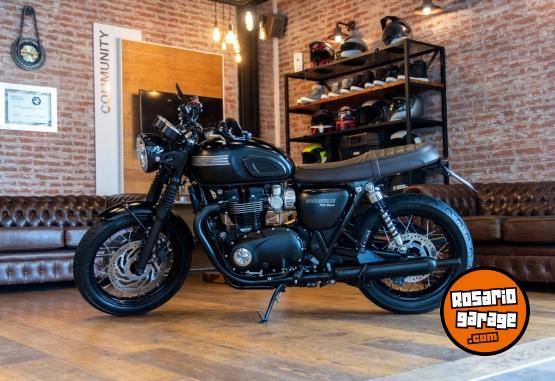 Motos - Triumph BONNEVILLE T120 BLACK 2020 Nafta 10982Km - En Venta