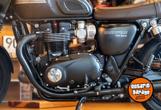 Motos - Triumph BONNEVILLE T120 BLACK 2020 Nafta 10982Km - En Venta