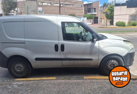 Utilitarios - Fiat Doblo cargo 2013 Nafta 170000Km - En Venta