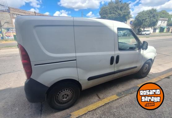 Utilitarios - Fiat Doblo cargo 2013 Nafta 170000Km - En Venta
