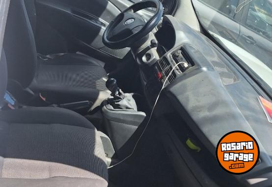 Utilitarios - Fiat Doblo cargo 2013 Nafta 170000Km - En Venta