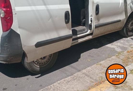 Utilitarios - Fiat Doblo cargo 2013 Nafta 170000Km - En Venta