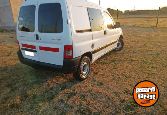Utilitarios - Citroen Berlingo / Mixta Bussines 2016 Diesel 282000Km - En Venta