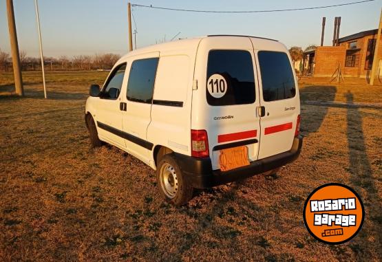 Utilitarios - Citroen Berlingo / Mixta Bussines 2016 Diesel 282000Km - En Venta