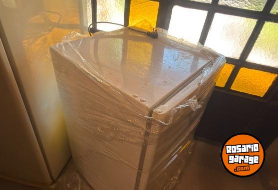 Electr�nica - Freezer Vertical Compacto Whirlpool - En Venta