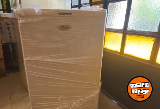 Electr�nica - Freezer Vertical Compacto Whirlpool - En Venta