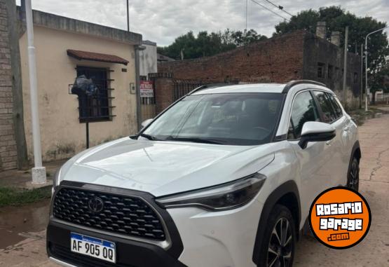 Camionetas - Toyota Corolla Cross 2.0 SE-G CV 2023 Nafta 53000Km - En Venta