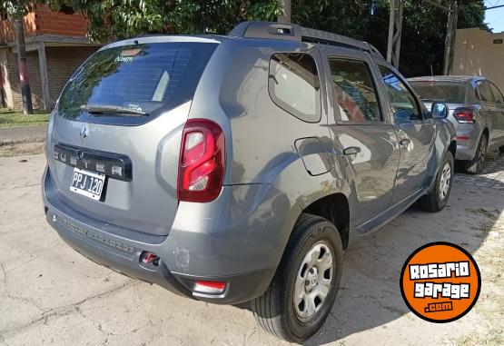 Autos - Renault Duster 2016 Nafta 200000Km - En Venta