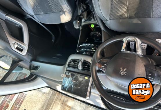 Autos - Peugeot 208 feline 2019 Nafta 64000Km - En Venta