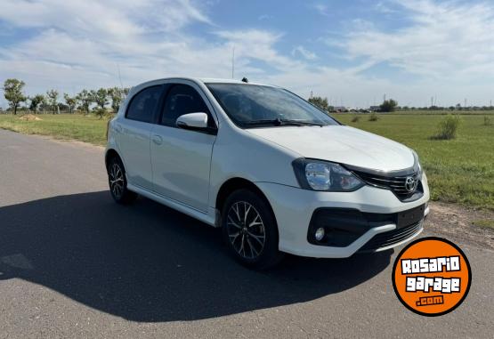 Autos - Toyota Etios xls 1.5 2019 Nafta 127000Km - En Venta