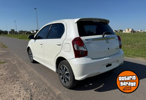 Autos - Toyota Etios xls 1.5 2019 Nafta 127000Km - En Venta