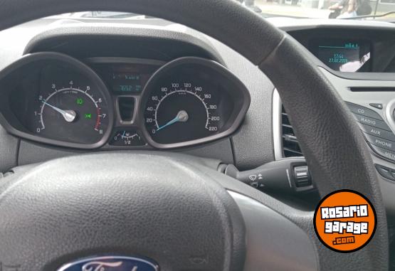 Autos - Ford Ecosport SE 1.6 2015 Nafta 100000Km - En Venta