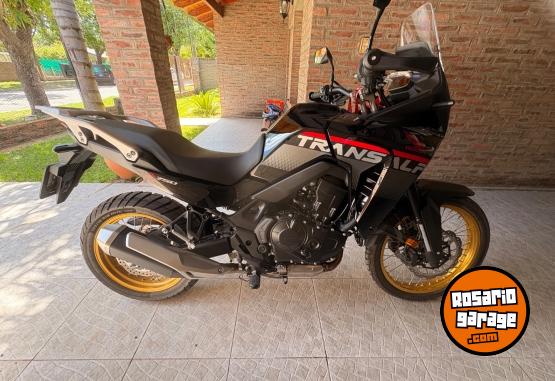 Motos - Honda Transalp 2025 Nafta 1500Km - En Venta