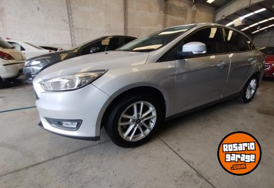 Autos - Ford Focus 1.6 caja manual 2018 Nafta 53000Km - En Venta