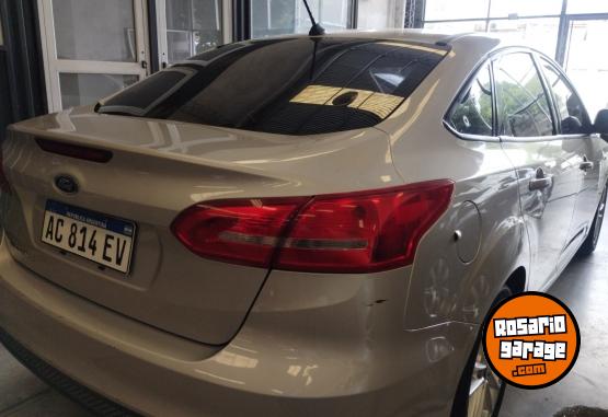 Autos - Ford Focus 1.6 caja manual 2018 Nafta 53000Km - En Venta