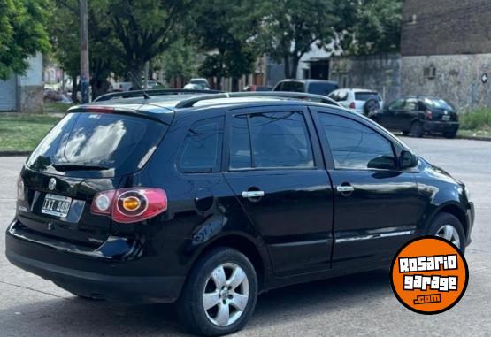 Autos - Volkswagen Suran 2010 GNC 253000Km - En Venta