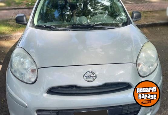 Autos - Nissan March 2015 Nafta 78000Km - En Venta