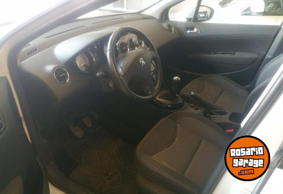 Autos - Peugeot 308 2018 Nafta 105000Km - En Venta