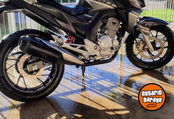 Motos - Honda Cb 250 Twister 2022 Nafta 15000Km - En Venta