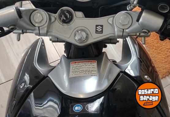 Motos - Suzuki Inazuma 250 2014 Nafta 12500Km - En Venta