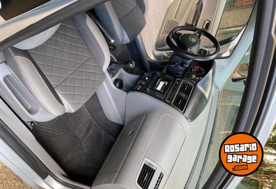 Autos - Volkswagen Suran 2016 Nafta 140000Km - En Venta