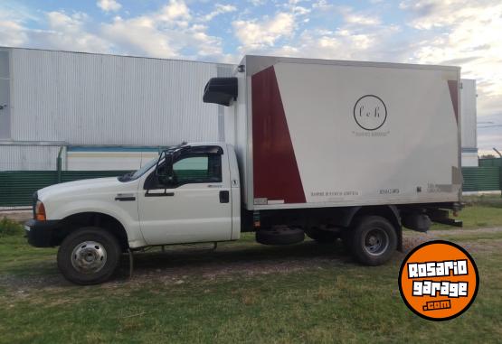 Camiones y Gr�as - Vendo Ford F- 4000 1999 - En Venta