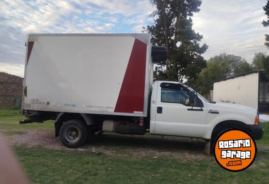 Camiones y Gr�as - Vendo Ford F- 4000 1999 - En Venta