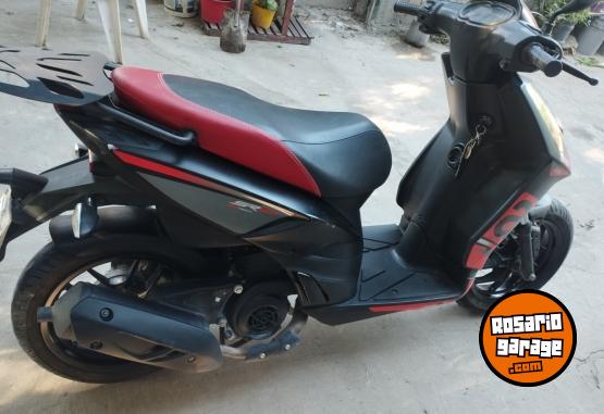 Motos - Aprilia Sr 2024 Nafta 11000Km - En Venta