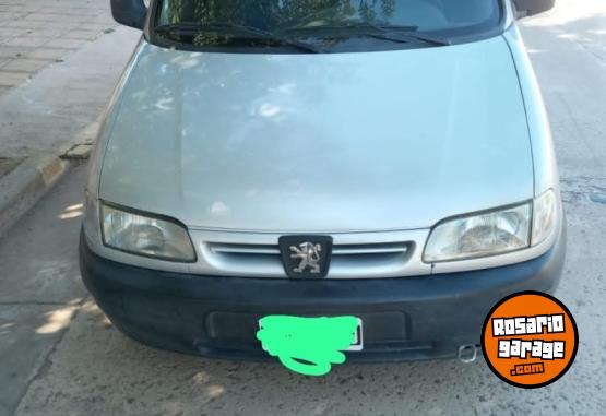Utilitarios - Peugeot PARTNER 1.9DIESEL 2009 Diesel 111111Km - En Venta