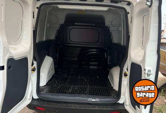 Utilitarios - Fiat Fiorino 2025 Nafta 12000Km - En Venta