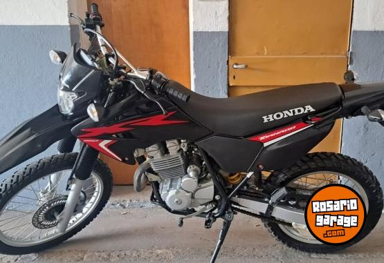 Motos - Honda XR 250 TORNADO 2024 Nafta 3000Km - En Venta
