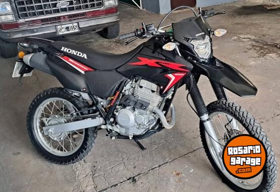 Motos - Honda XR 250 TORNADO 2024 Nafta 3000Km - En Venta