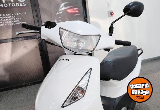Motos - Honda Biz 2017 Nafta 40200Km - En Venta