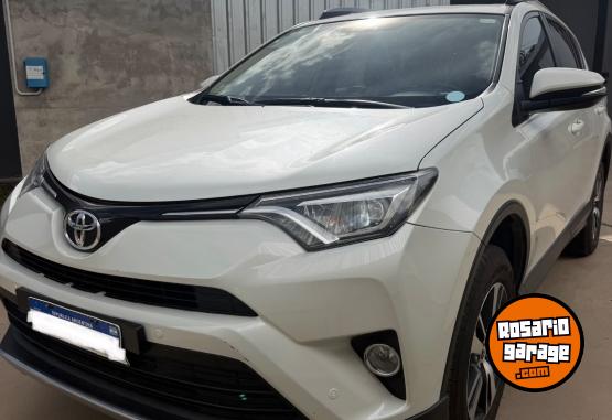 Camionetas - Toyota RAV4 2018 Nafta 111000Km - En Venta