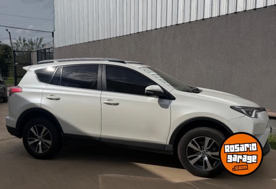 Camionetas - Toyota RAV4 2018 Nafta 111000Km - En Venta