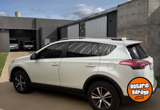 Camionetas - Toyota RAV4 2018 Nafta 111000Km - En Venta