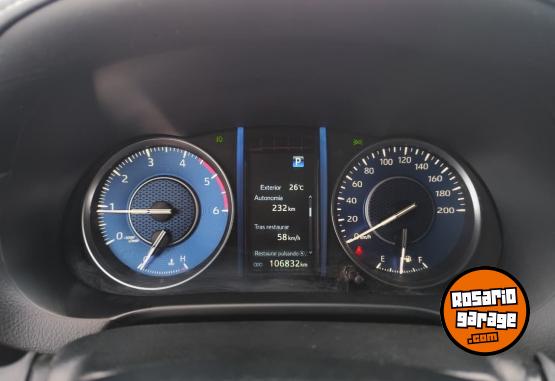 Autos - Toyota SW4 SRX 2.8 AT 4x4 2024 Diesel 106800Km - En Venta