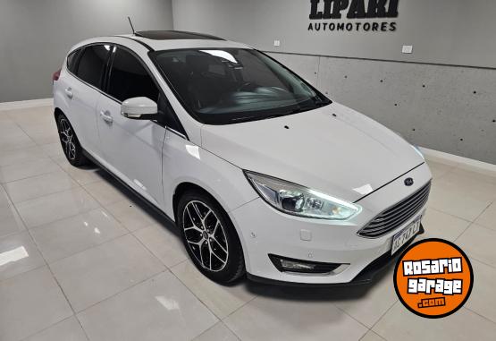 Autos - Ford Focus Titanium 2018 Nafta 100800Km - En Venta