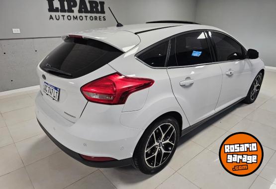 Autos - Ford Focus Titanium 2018 Nafta 100800Km - En Venta