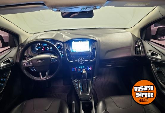 Autos - Ford Focus Titanium 2018 Nafta 100800Km - En Venta