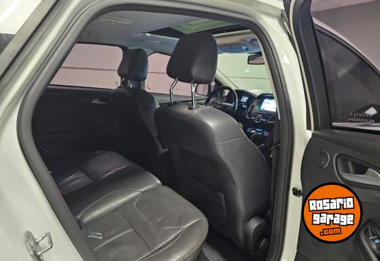Autos - Ford Focus Titanium 2018 Nafta 100800Km - En Venta