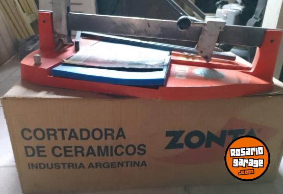 Herramientas - CORTADORA DE CERAMICOS Y PORCELANATO - En Venta