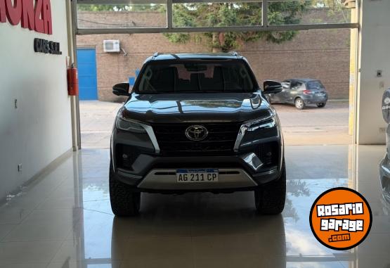 Camionetas - Toyota Sw4 2023 Diesel 40000Km - En Venta