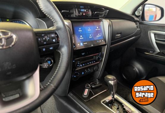 Camionetas - Toyota Sw4 2023 Diesel 40000Km - En Venta