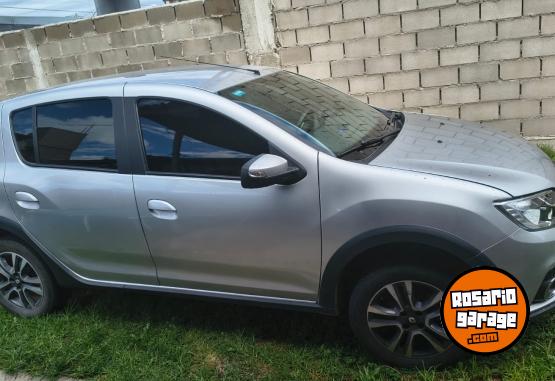 Autos - Renault Sandero intense 2023 Nafta 50000Km - En Venta