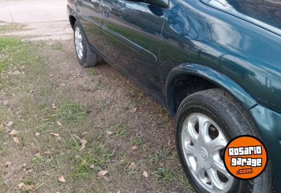 Autos - Chevrolet Corsa clasicc 1998 Nafta 214576Km - En Venta