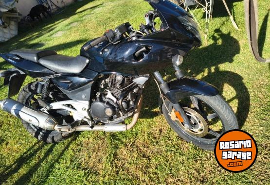 Motos - Bajaj Rouser 2010 Nafta 24600Km - En Venta