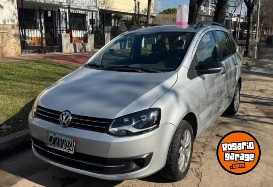 Autos - Volkswagen Suran 2014 Nafta 180000Km - En Venta